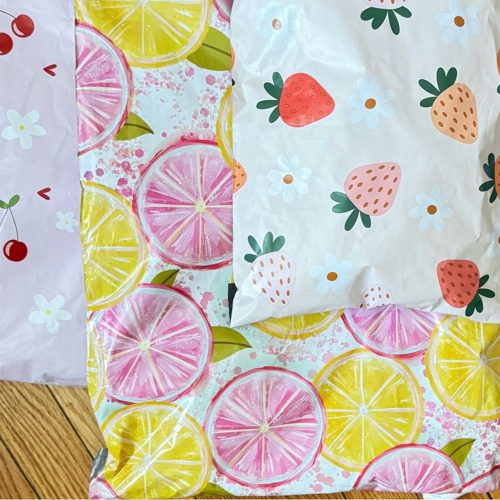 Lemonade 🍋 Poly Mailer’s 10x13 Pack of 25 - Picture 4 of 7